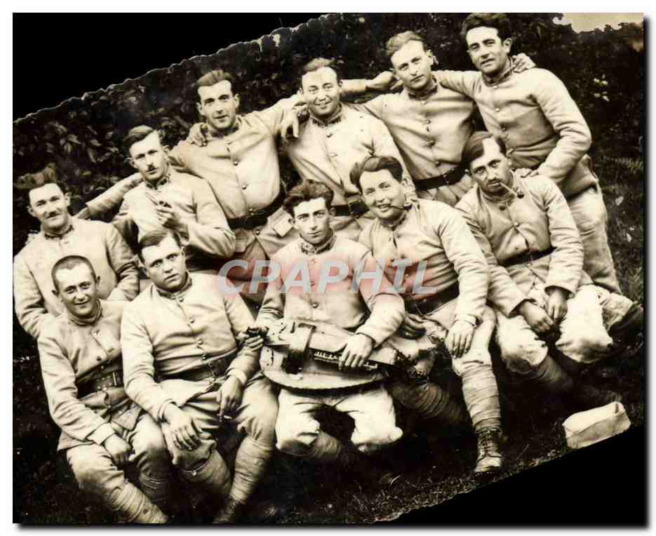 Groupe de soldats — époque inconnue — éditeur inconnu
