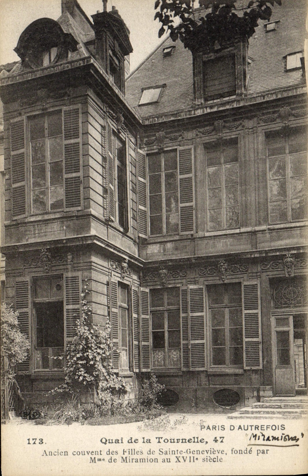 CPA Paris d'Autrefois quai De La Tournelle Ancien Couvent Des Filles De Sainte Genevieve Fonde Par Mme de Miramion 