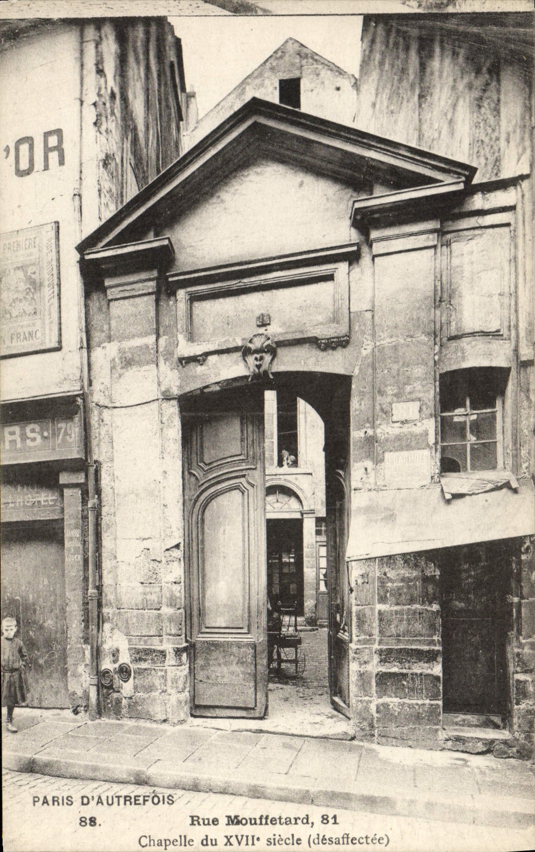CPA Paris D'Autrefois Rue Mouffetard Chapelle du 17eme 