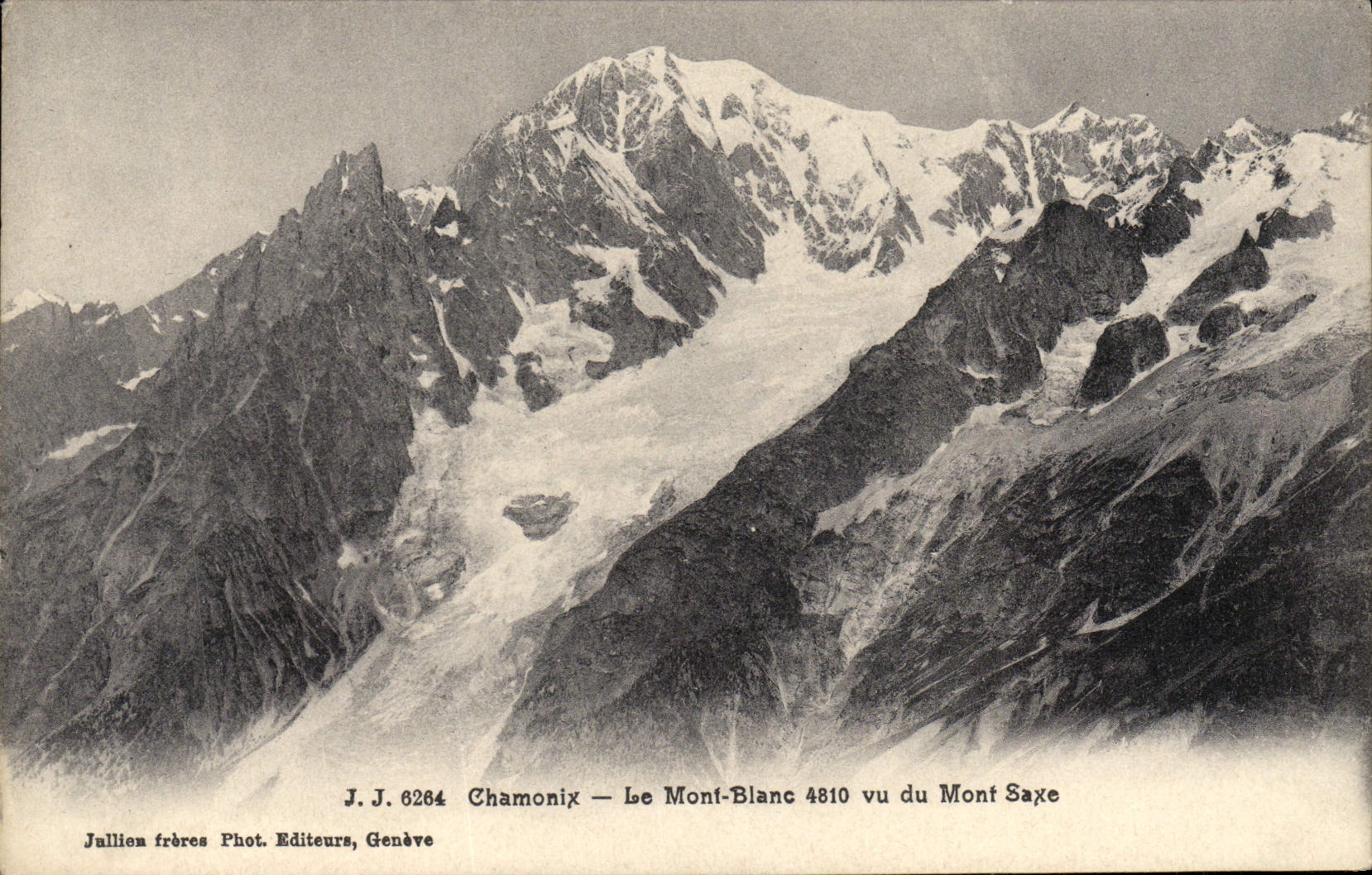 CPA Chamonix Le Mont Blanc vu du Mont Saxe