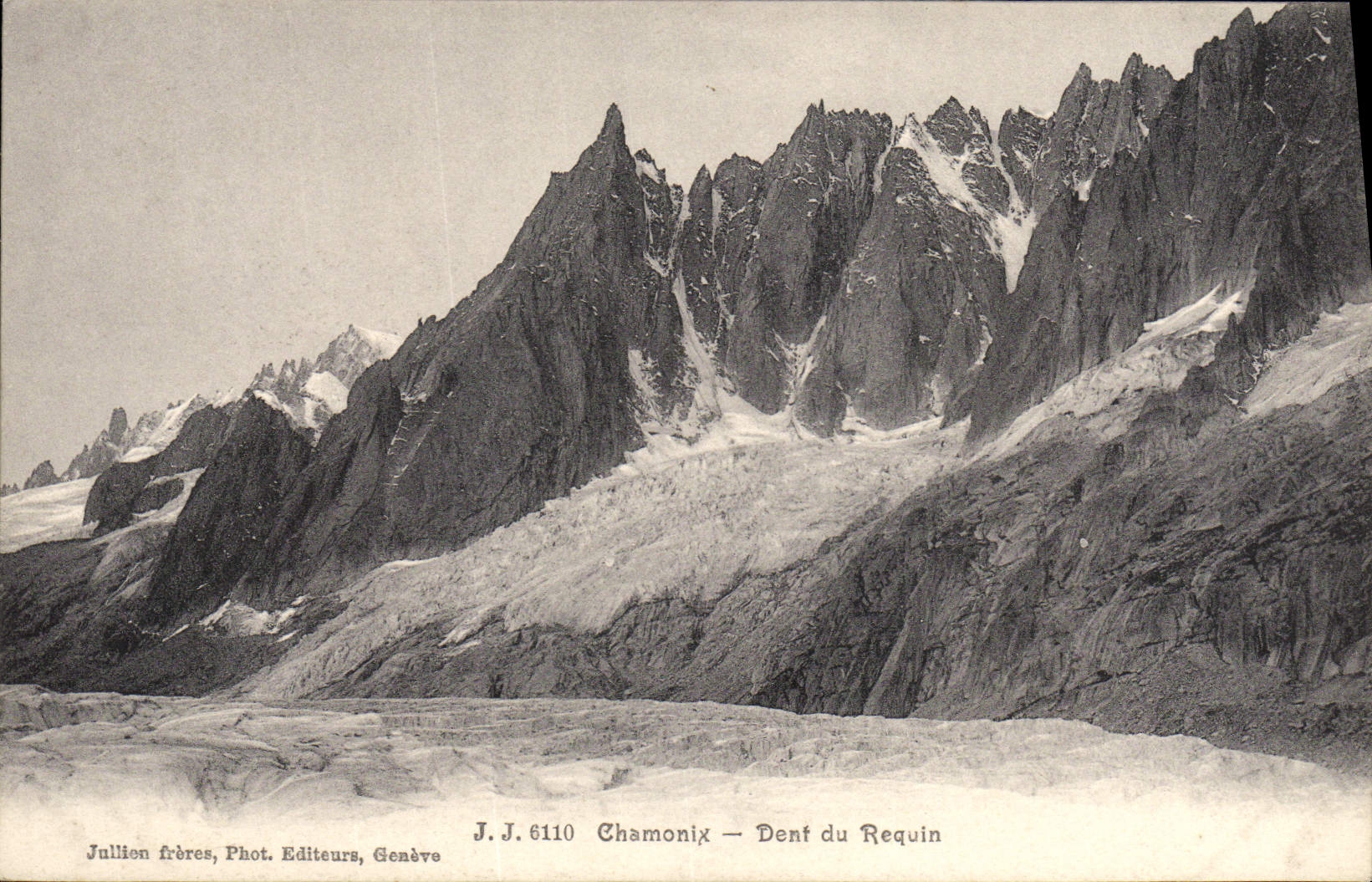 CPA Chamonix Dent du Requin