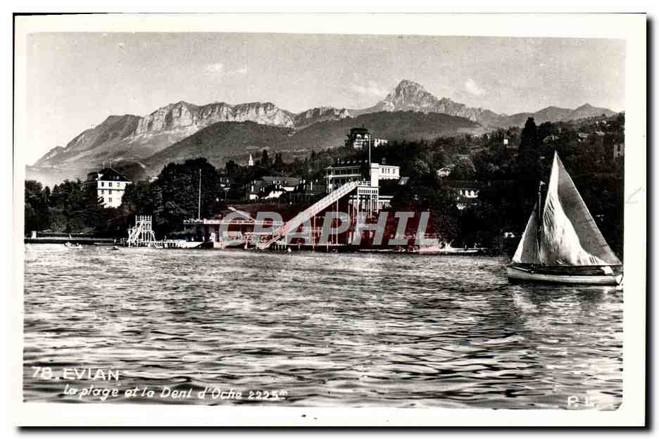 CPA Evian La Plage et la Dent d'Oche