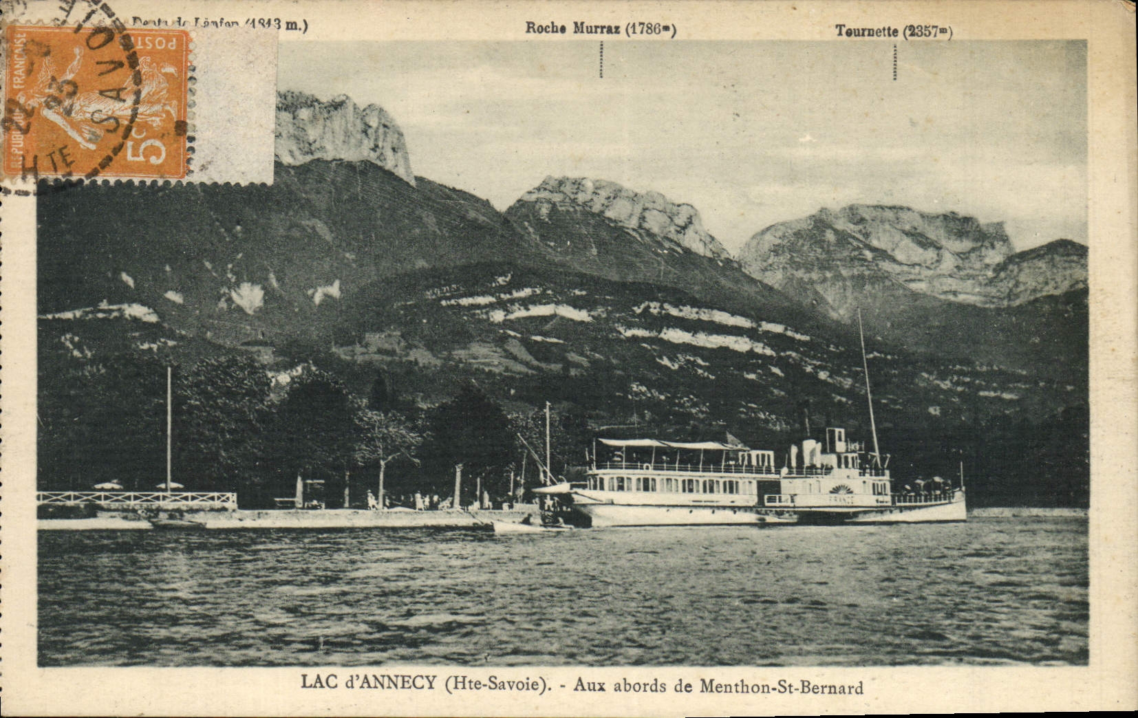 LAC d'ANNECY (Hte-Savoie) - Aux abords de Menthon-St-Bernard — vue du lac avec bateau à vapeur et montagnes