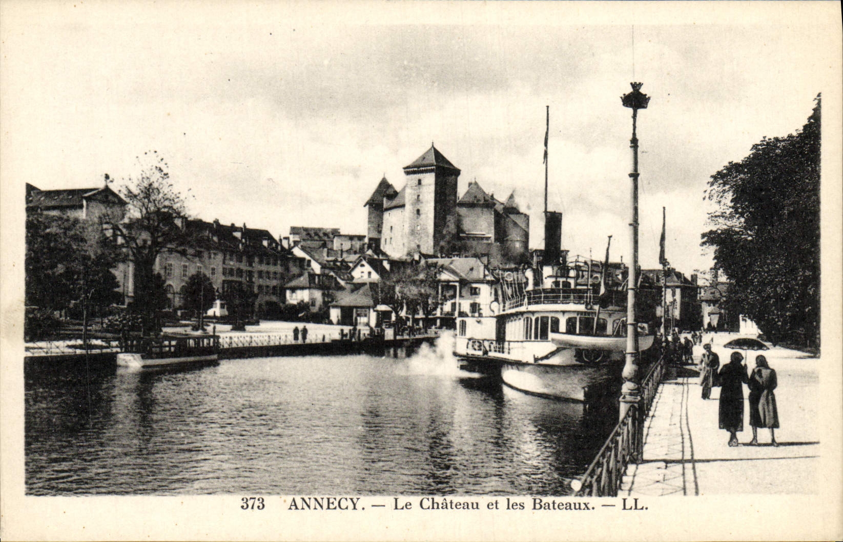 Annecy — Le Château et les Bateaux — LL. n° 373