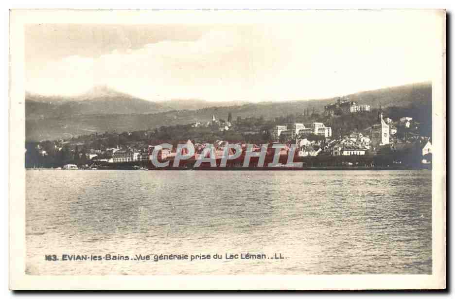 CPA Evian les Bains Vue Generale Prise Du Lac Leman