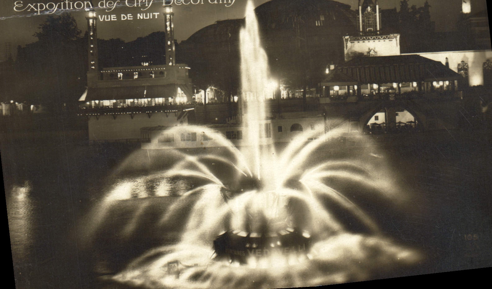 CPA Paris Exposition des Arts Decoratifs Vue de Nuit