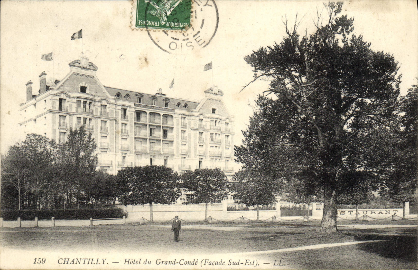 Chantilly — Hôtel du Grand-Condé (Façade Sud-Est) — LL. — n°159