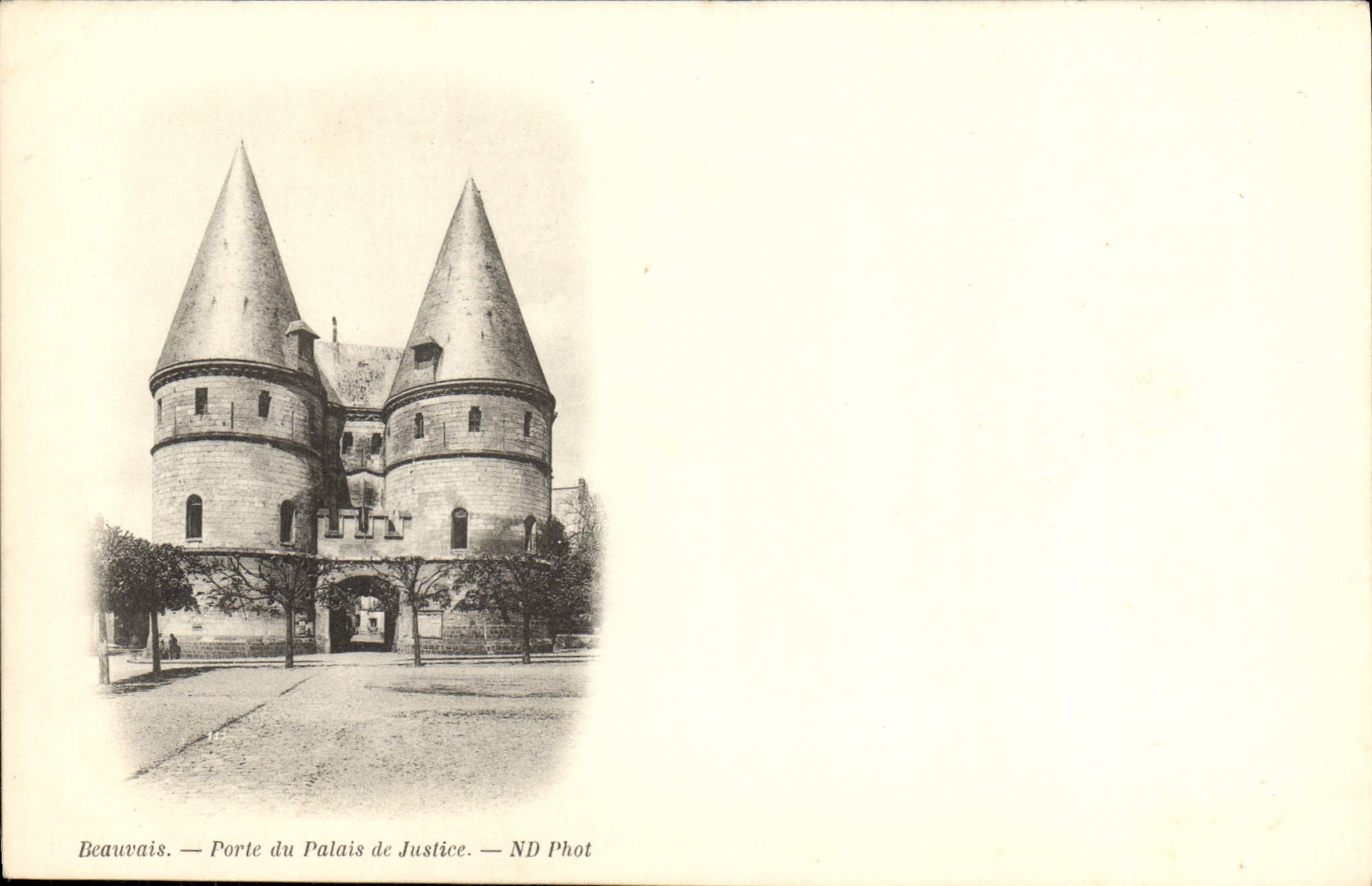 CPA Beauvais Porte du Palais de Justice