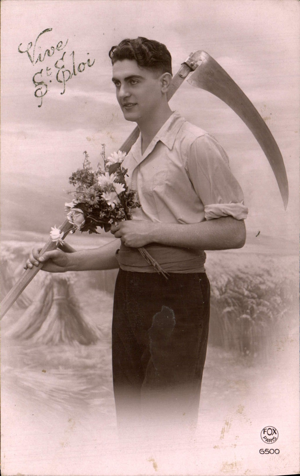 CPA Fantaisie Homme Faucille St Eloi