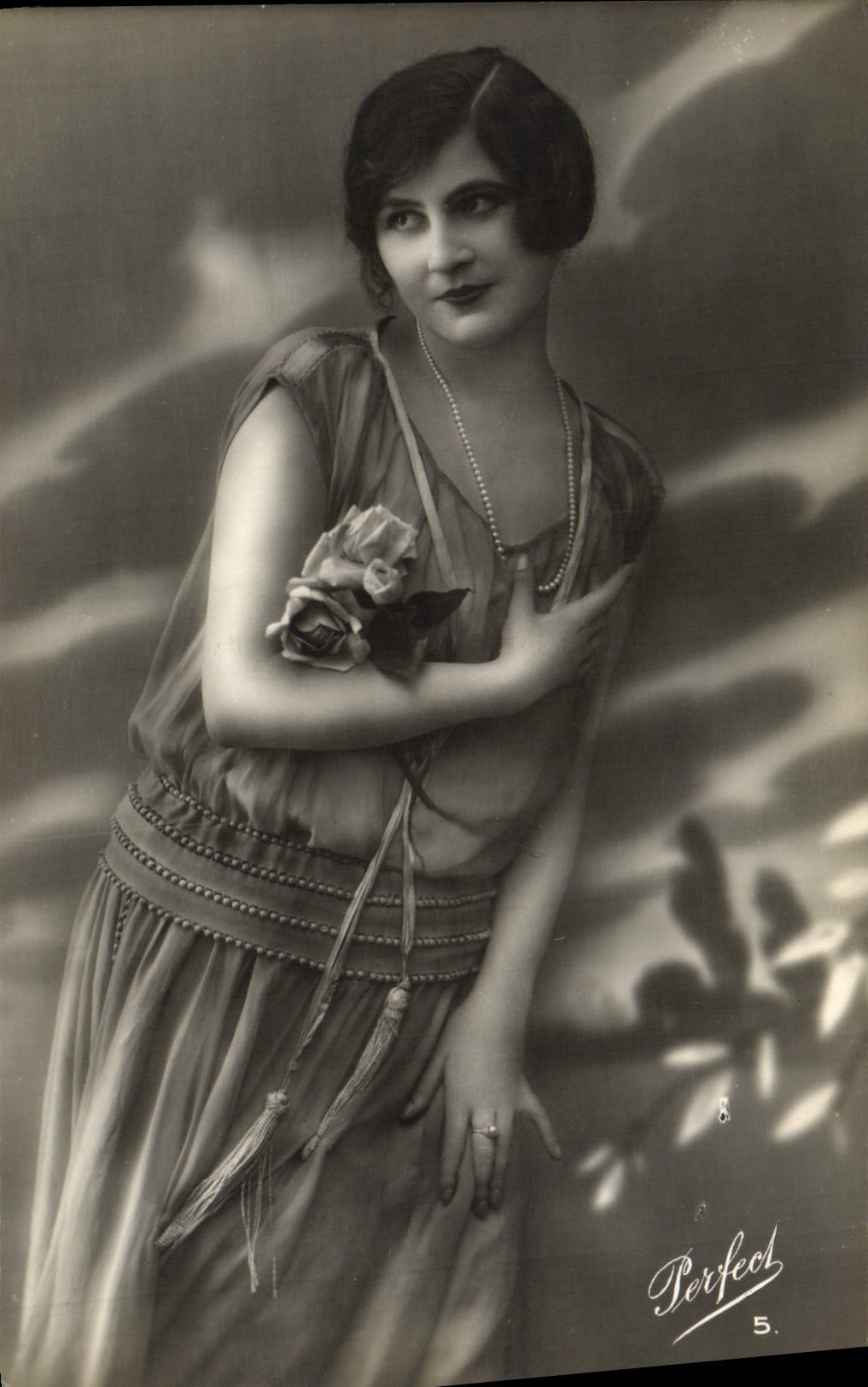 CPA Fantaisie Femme 