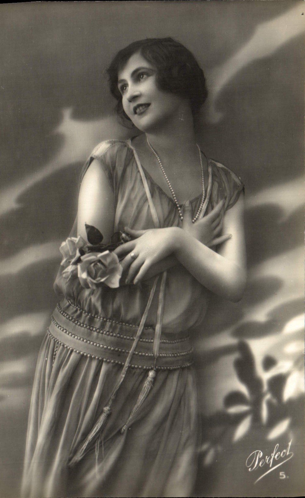 CPA Fantaisie Femme 