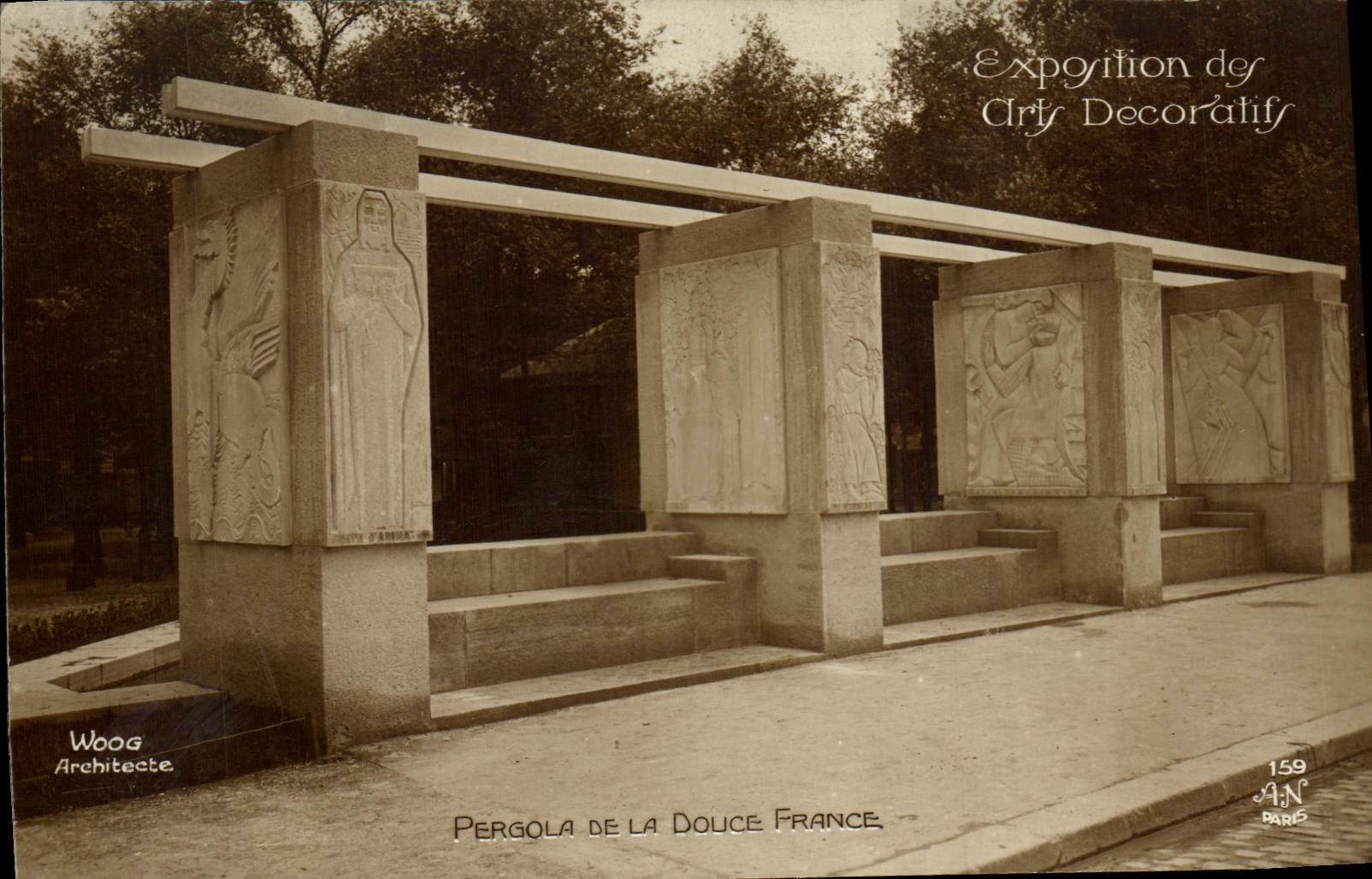 CPA Exposition des Arts Decoratifs Pergola De La Douce France