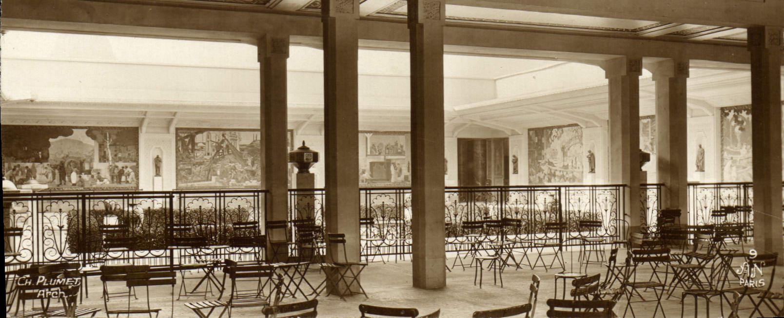 Innenansicht eines Cafés oder Salons in Paris — Gesamtansicht — G. Plumet, Paris