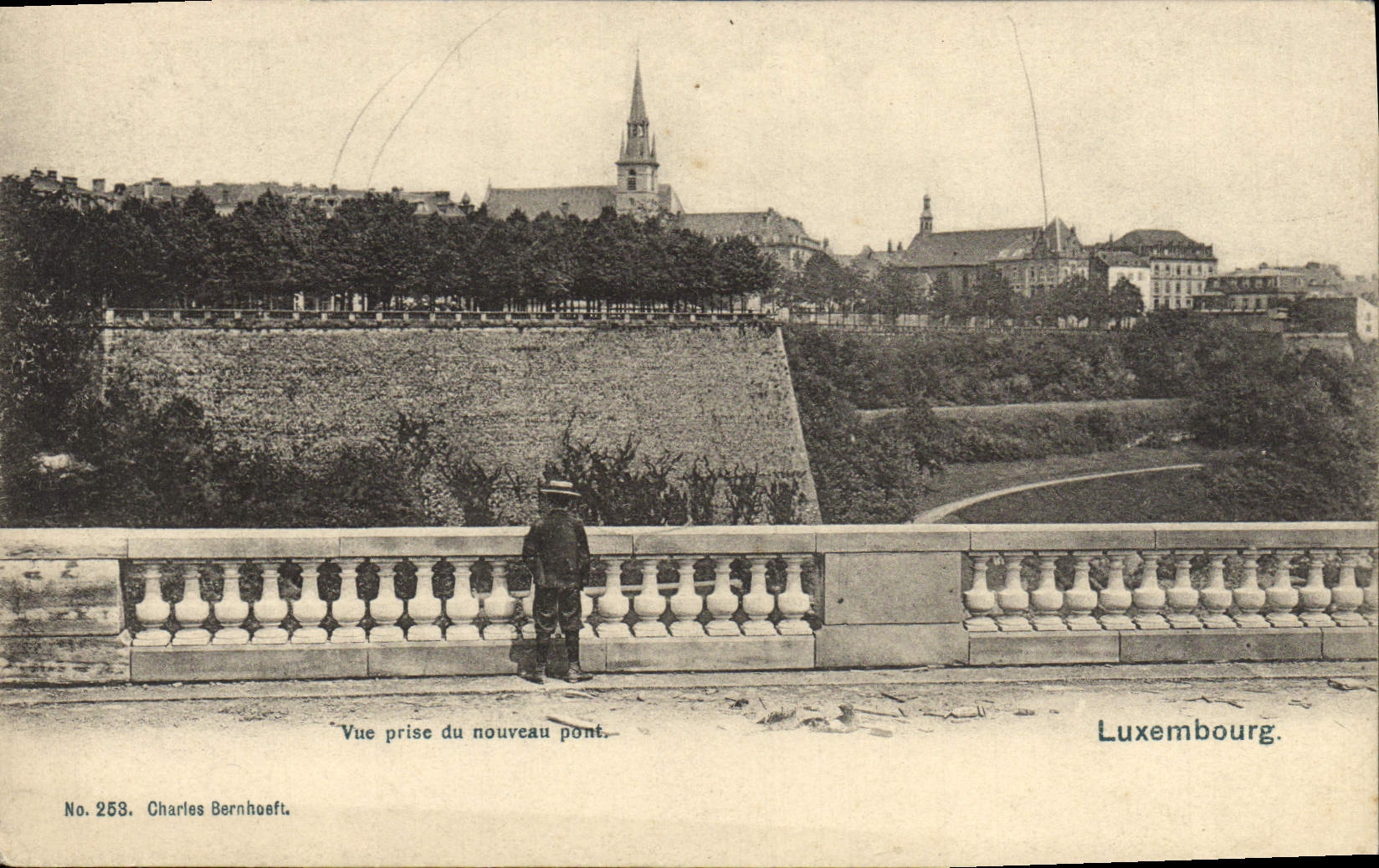 CPA Luxembourg Vue Prise du Nouveau Pont