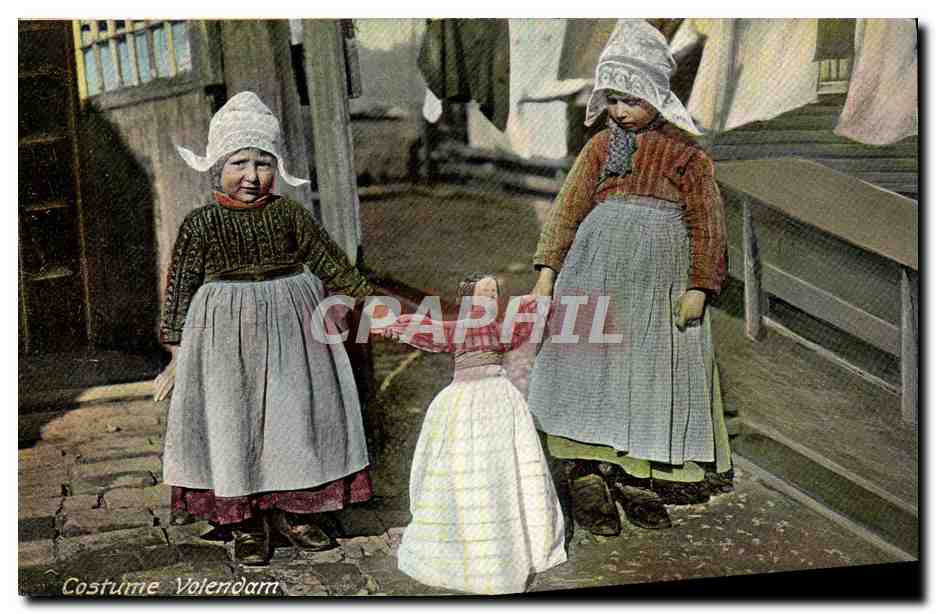 CPA Costume Volendam Enfants Folklore 