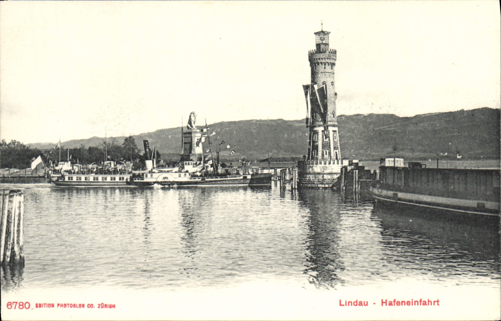 Lindau - Hafeneinfahrt — entrée du port — Édition Photoslob Co. Zürich, n° 8780