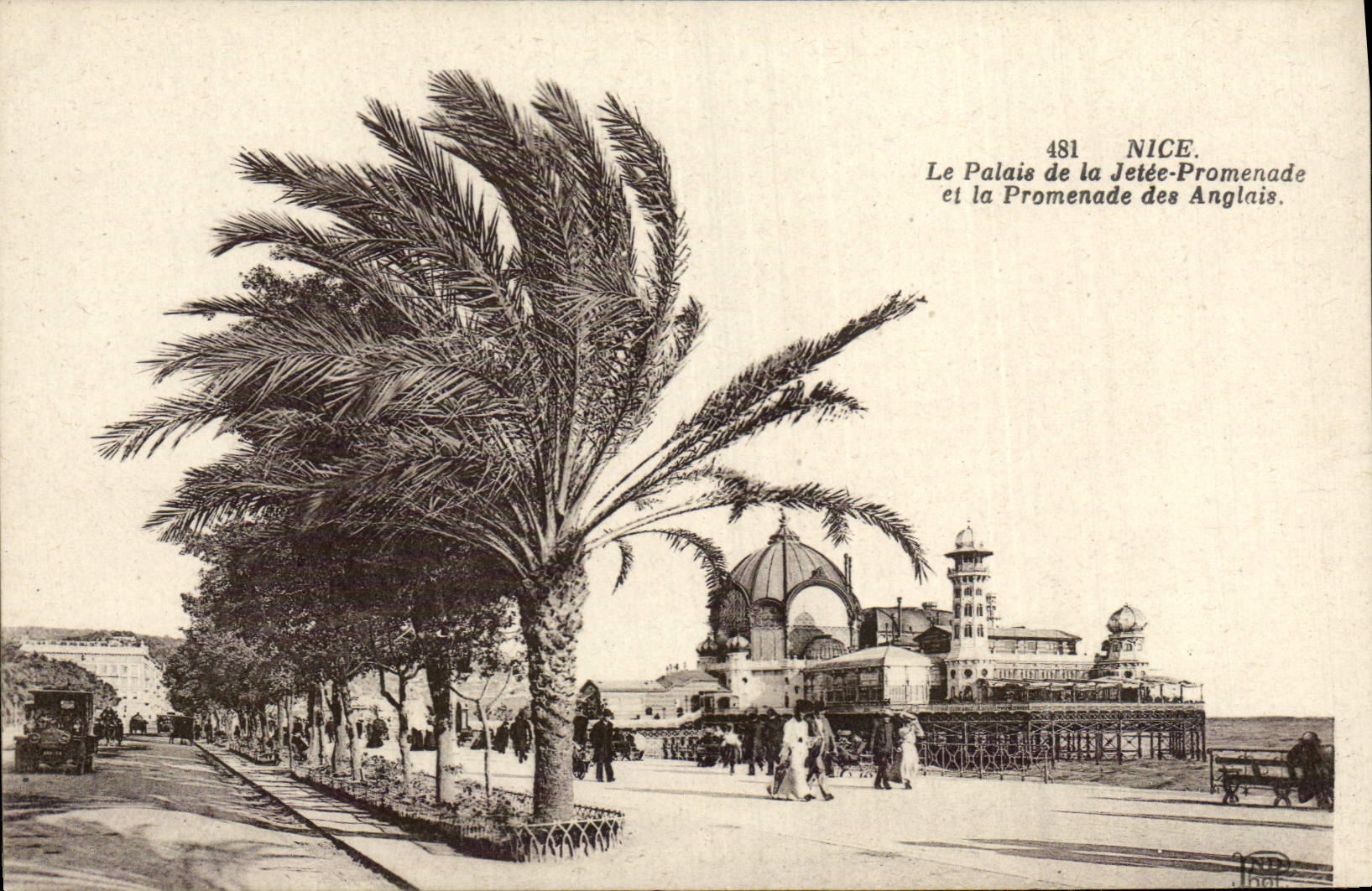 CPA Nice Le Palais de la Jetee Promenade et la promenade des Anglais