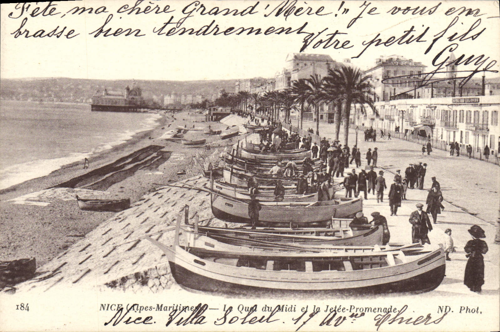 CPA Nice Le quai du Midi et la jetee promenade Bateaux