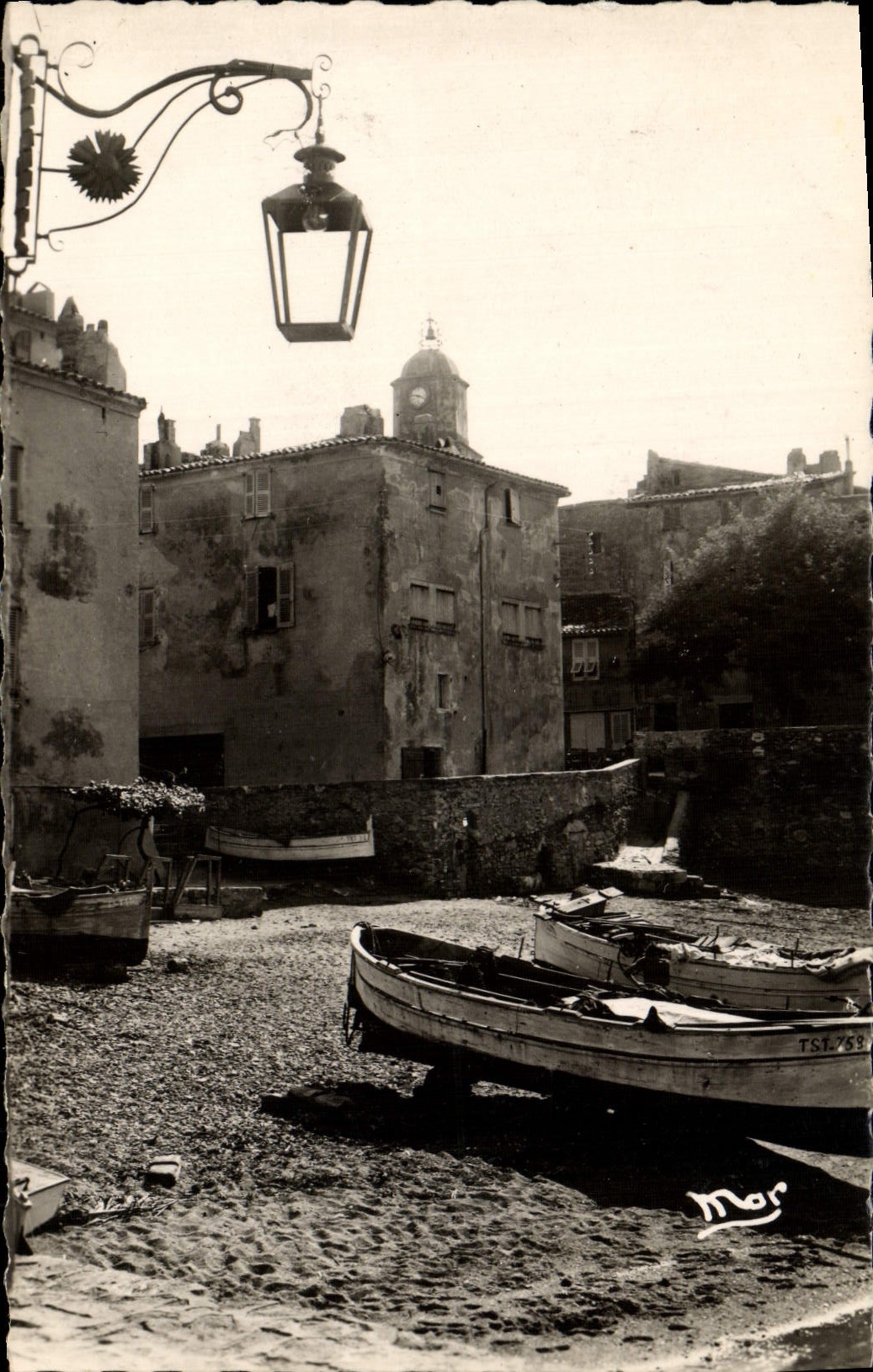 CPM St Tropez Un Coin du Vieux