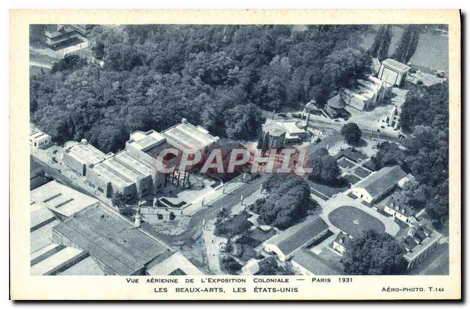 Vue aérienne de l'Exposition coloniale — Paris 1931 — Aéro-Photo, T.144