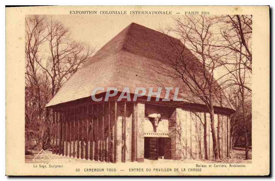 CPA Exposition Coloniale Internationale Paris 1931 Cameroun Togo Entree du pavillon de la chasse