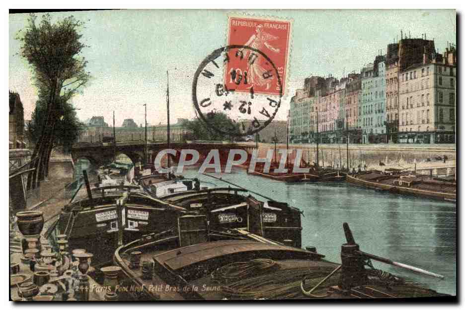 CPA Paris Pont Neuf Petit Bras De La Seine Bateaux