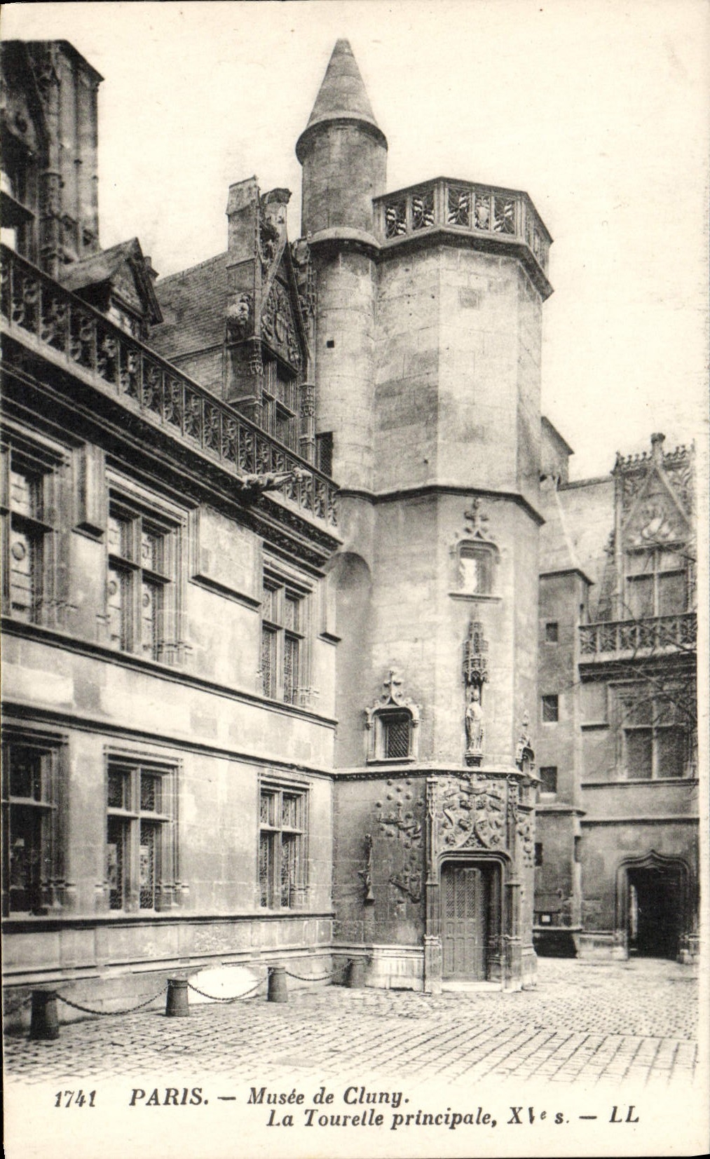CPA Paris Musee De Cluny La Tourelle Principale