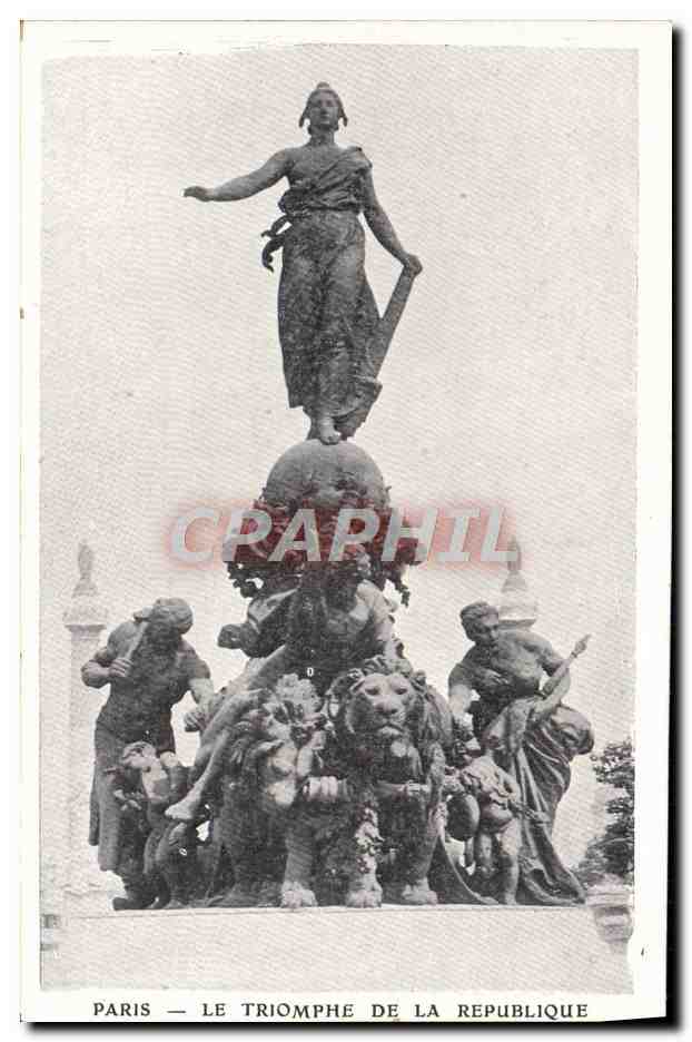 CPA Paris Le Triomphe De La Republique Lion
