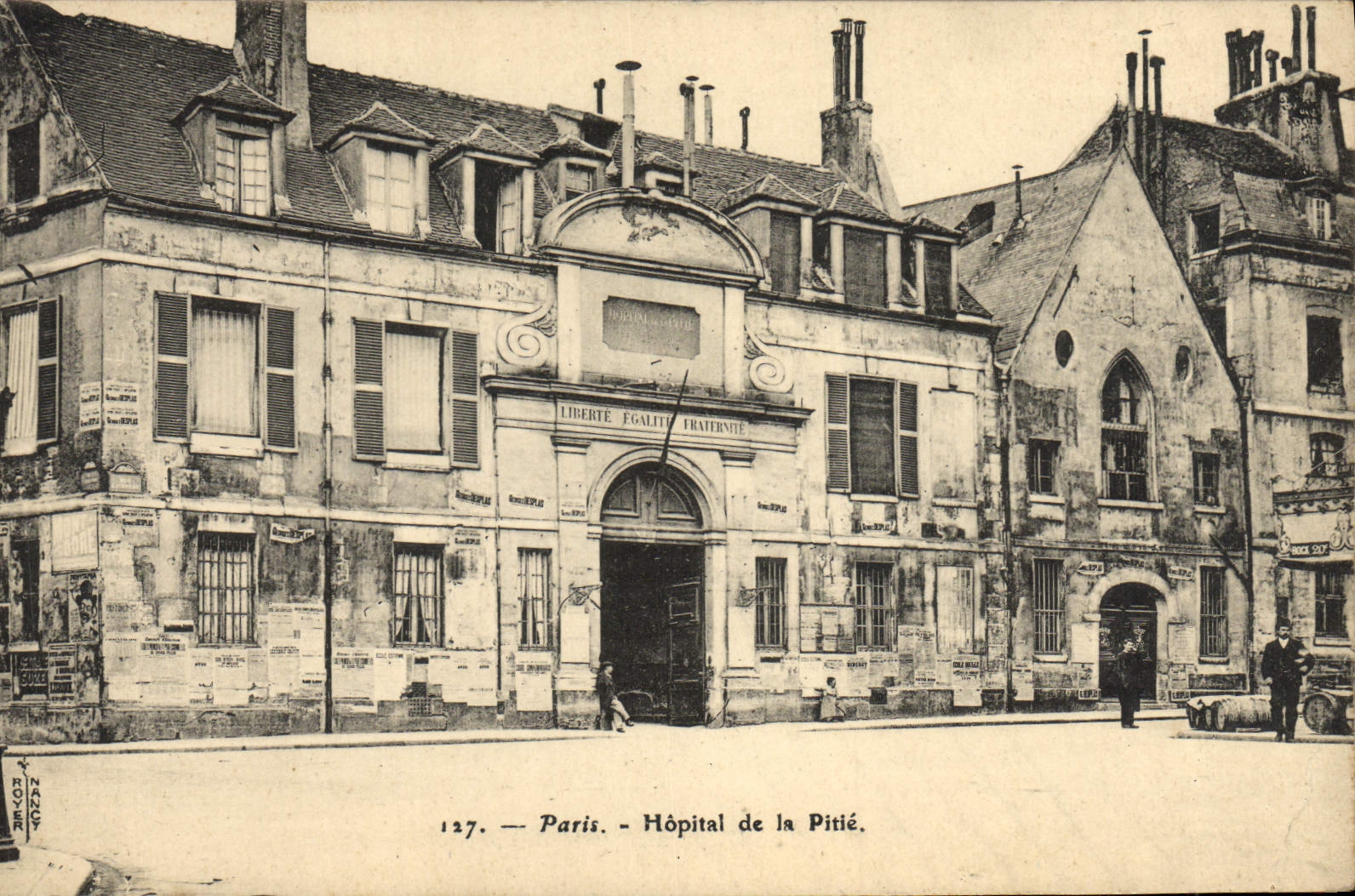 CPA Paris Hopital De La Pitie