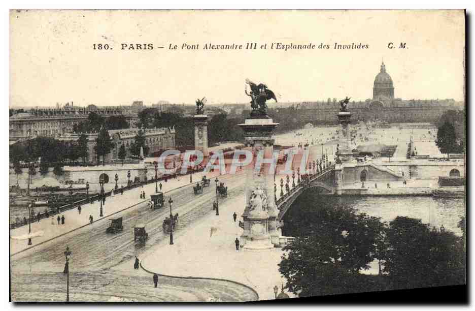 CPA Paris Le Pont Alexandre Et l'Esplanade Des Invalides