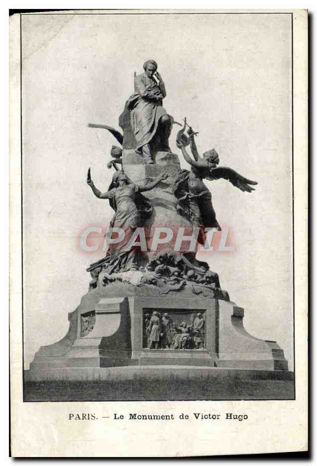 CPA Paris Le Monument De Victor Hugo