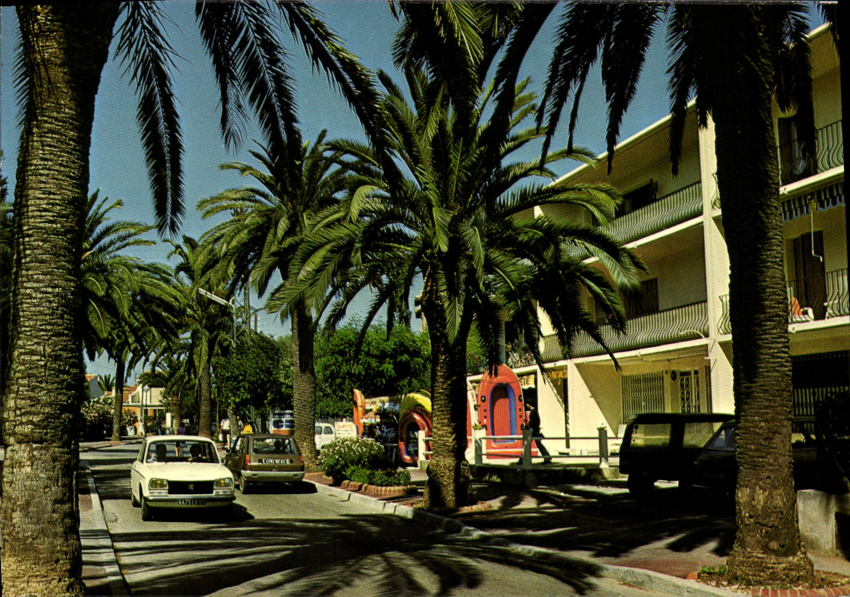 CPM Sanary Avenue De Port Issol Ses Palmiers