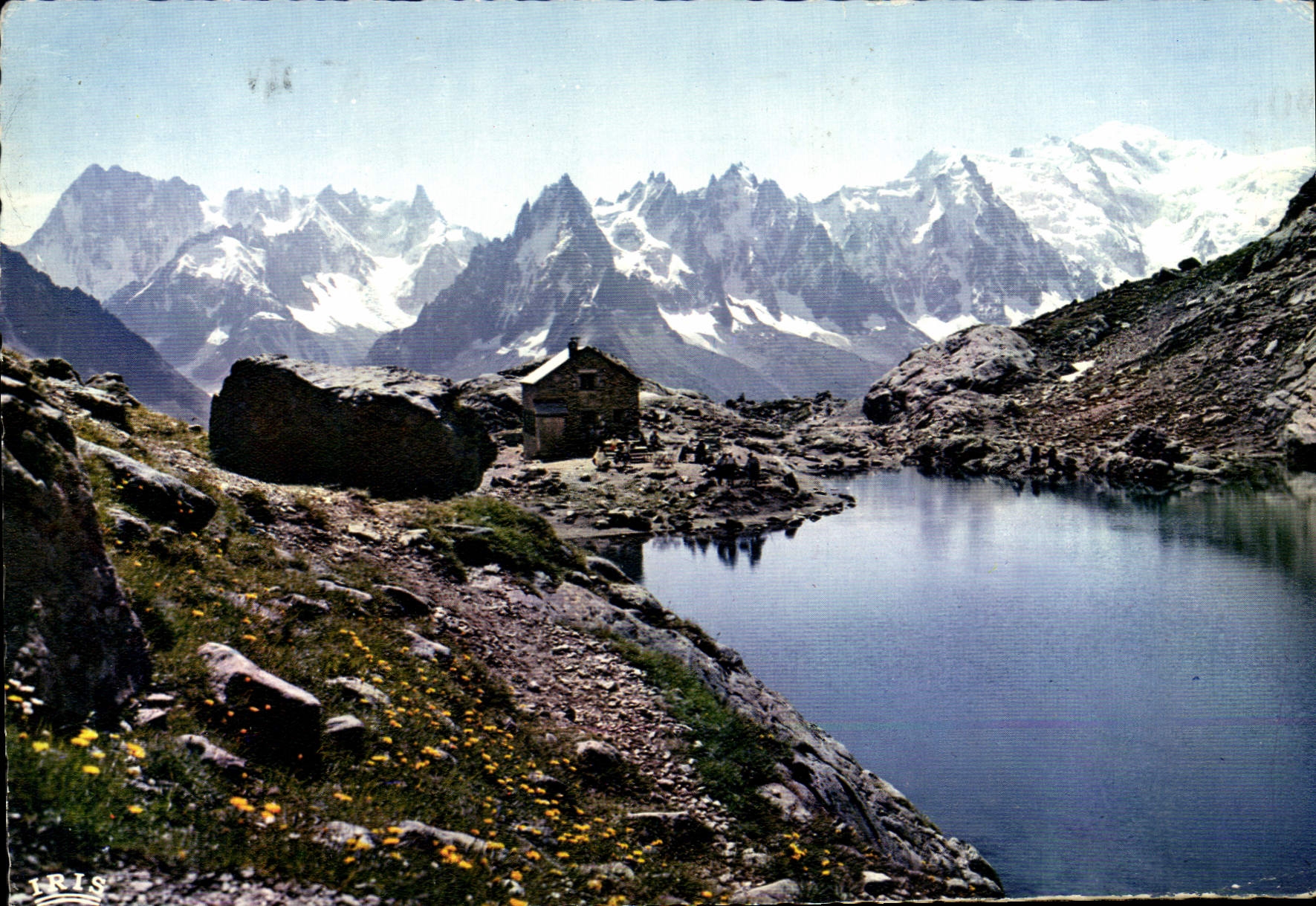 Lac Blanc, die Aiguilles de Chamonix und der Mont Blanc — IRIS