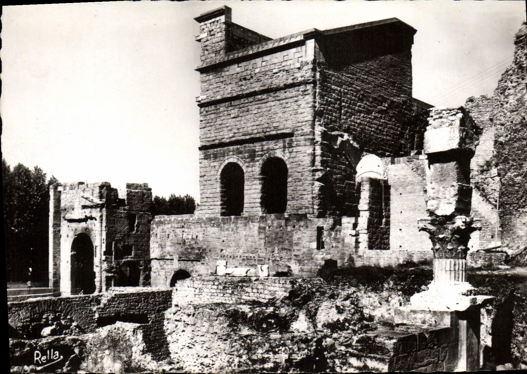 CPM Orange Vestiges du Temple romain et Theatre Antique