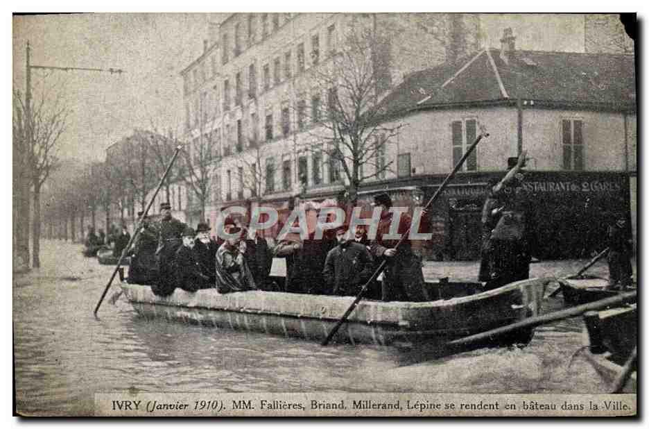 CPM Ivry Fallieres Briand Millerand Lepine se rendent en bateau dans la ville