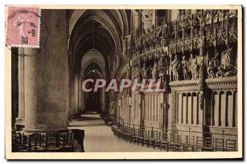 CPA Chartres Interieur de la cathedrale Le deambulatoire 