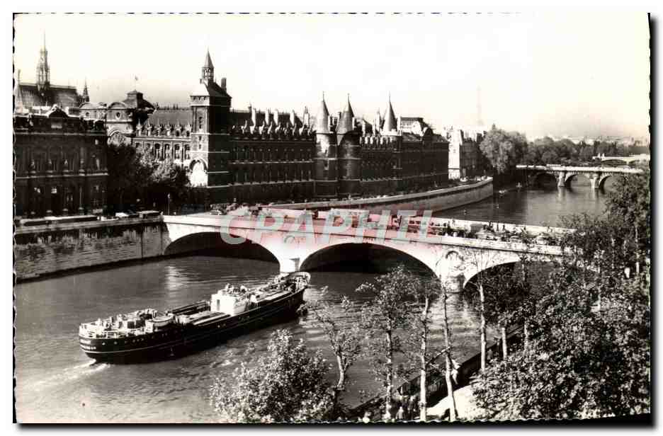 CPM Paris Pont du Change et le Palais de Justice La Sainte Chapelle