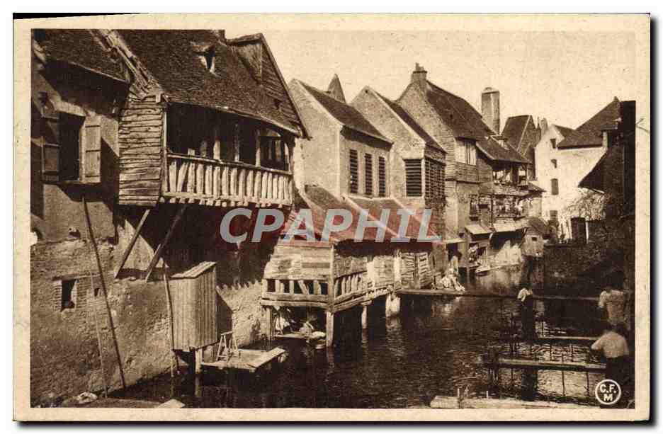 CPA Montargis Les Vieilles tanneries 