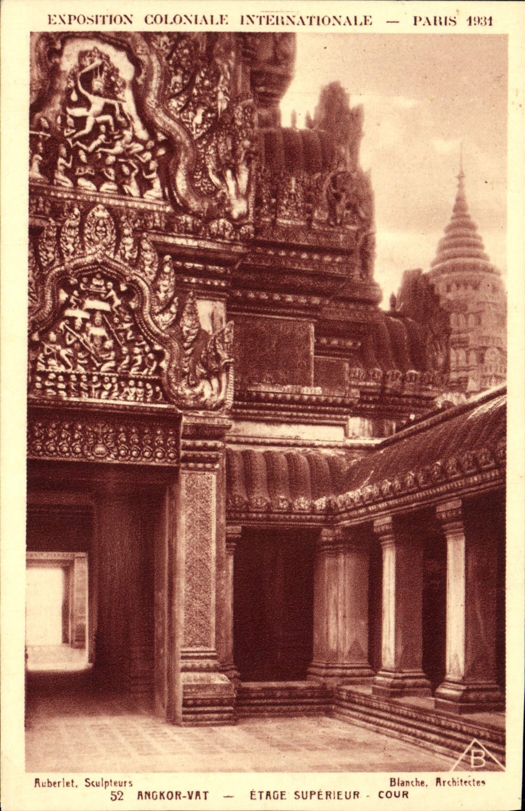 CPA Exposition Coloniale Internationale Paris 1931 Angkor Vat Etage superieur Cour