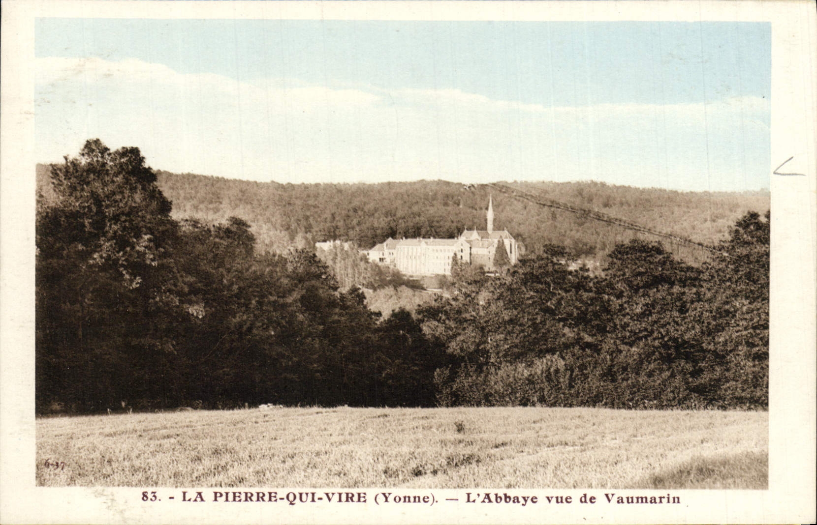 La Pierre-qui-Vire (Yonne) — L'Abbaye vue de Vaumarin — éditeur Artistic, Paris