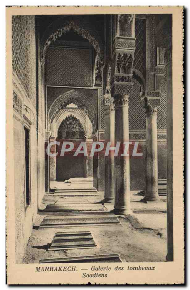 CPA Marrakech Galerie Des Tombeaux Saadiens