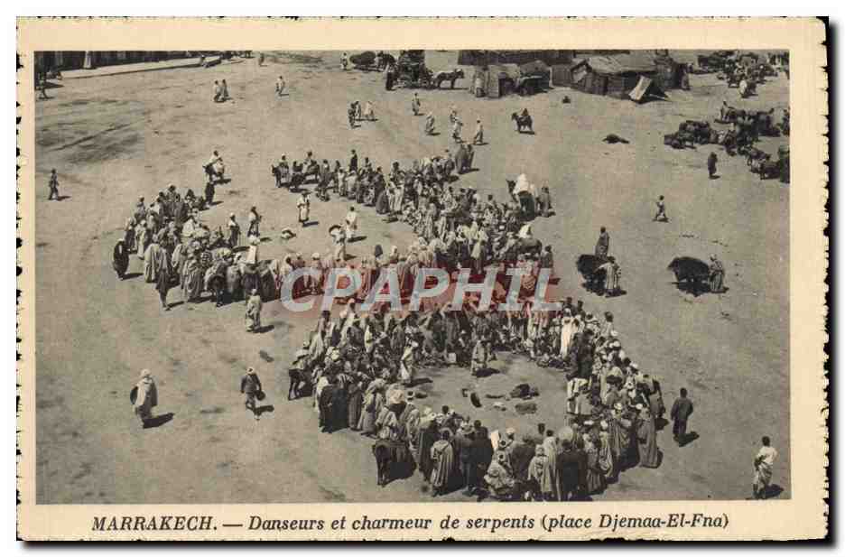 CPA Marrakech Danseurs Et Charmeur De Serpents Place Djemaa El Fna