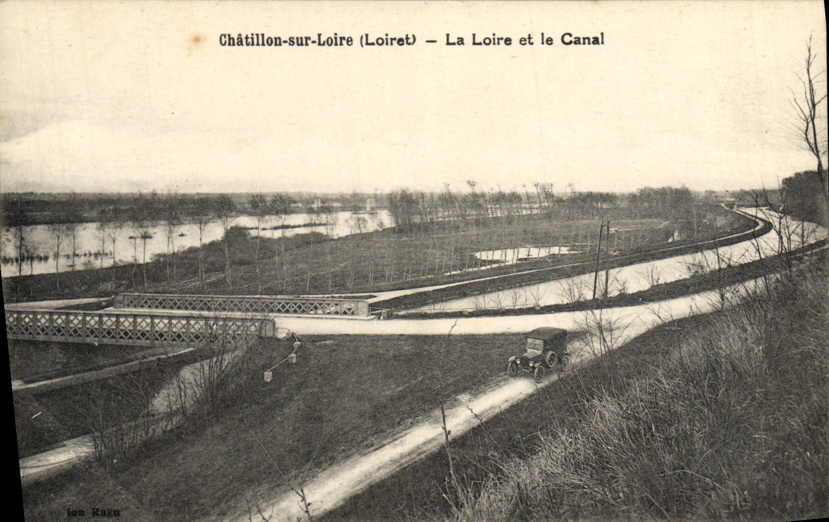 CPA Chatillon sur Loire La Loire Et Le Canal Automobile