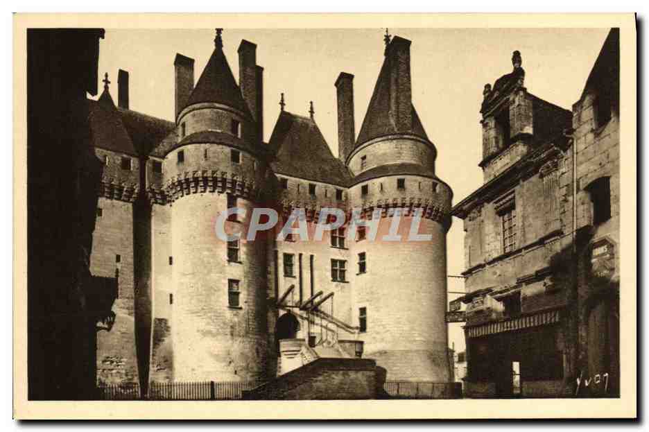 CPA Langeais L'Entree Du Chateau