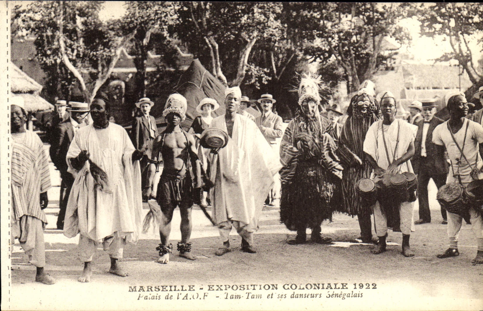 Marseille - Exposition Coloniale 1922 — Pays de l'A.O.F. - Lam-Tam et ses danseurs sénégalais