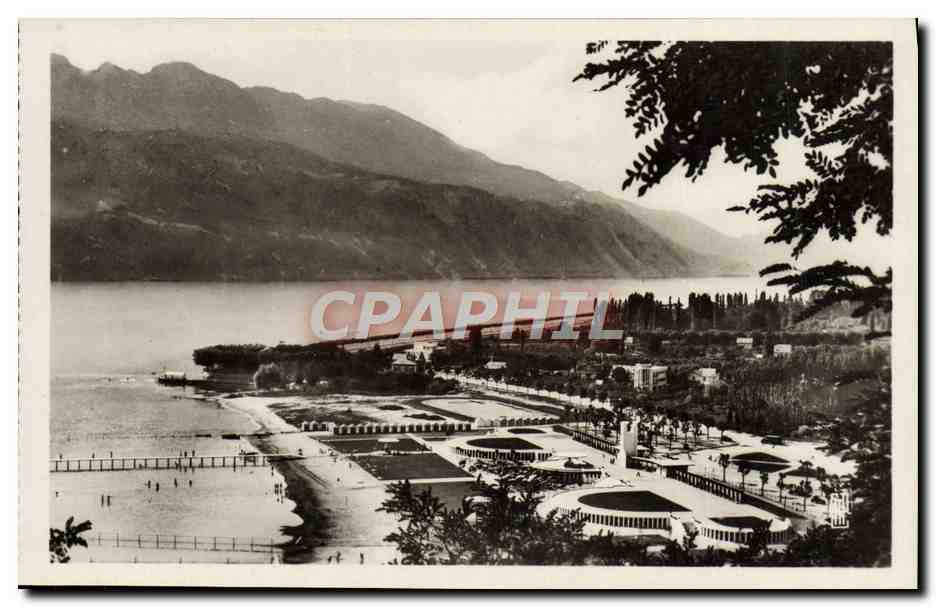 CPA Aix Les Bains Vue Generale de la Plage et le lac du Bourget