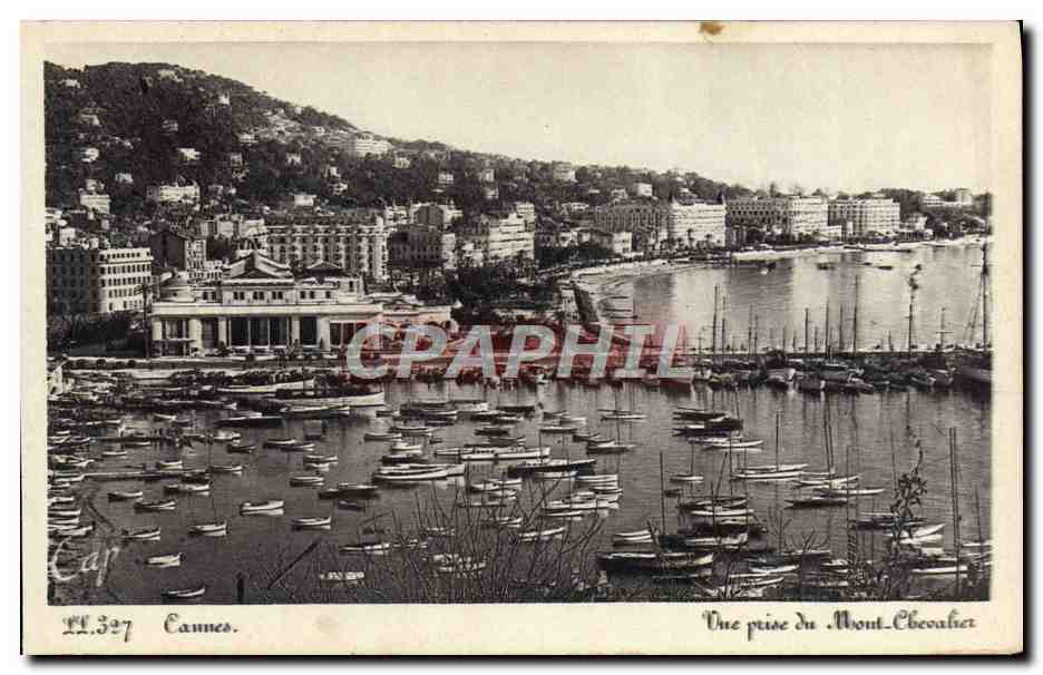 CPA Cannes Vue Prise du Mont Chevalier