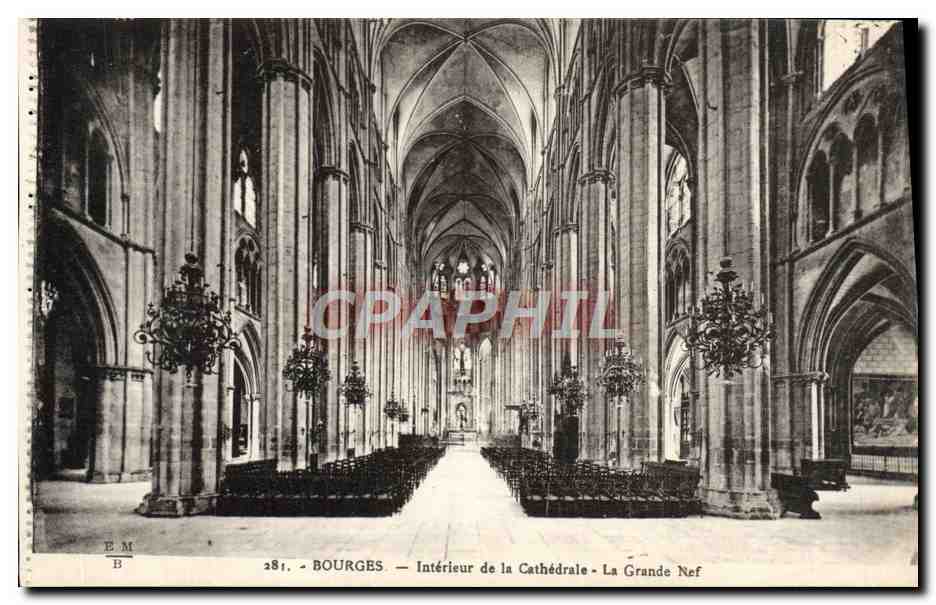 Bourges — Intérieur de la Cathédrale - La Grande Nef