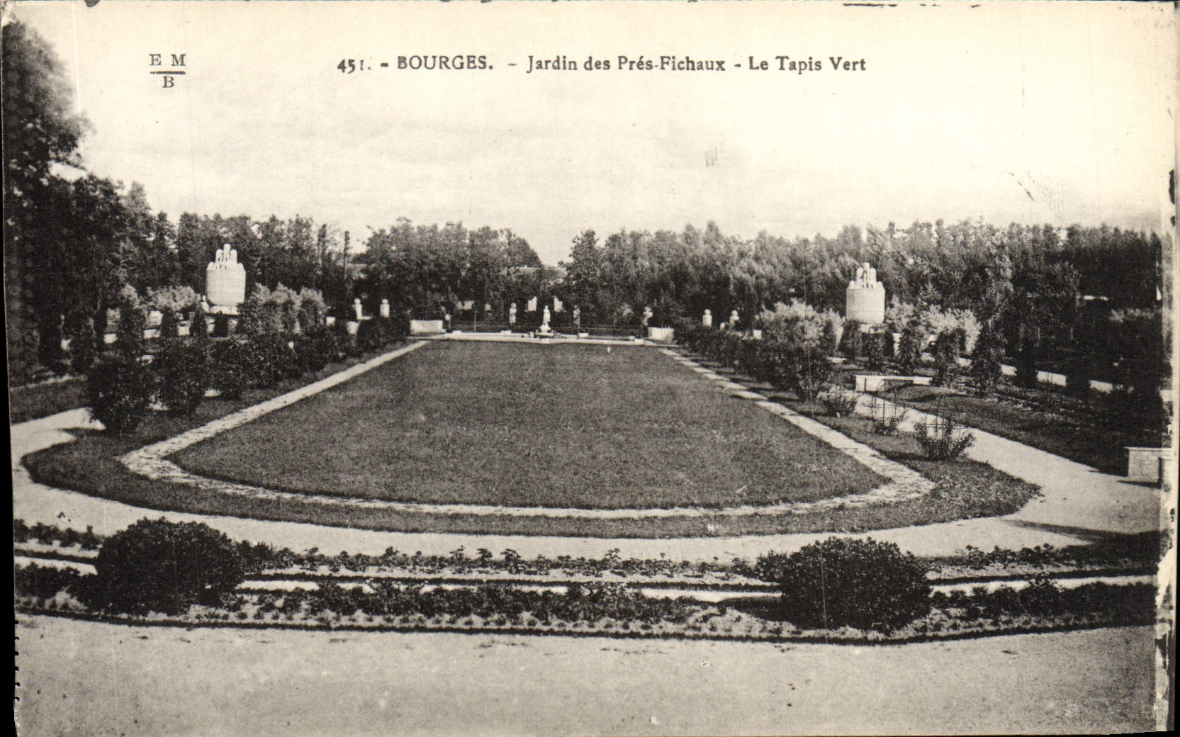 Bourges - Garten der Prés-Fichaux - Der Grün Teppich