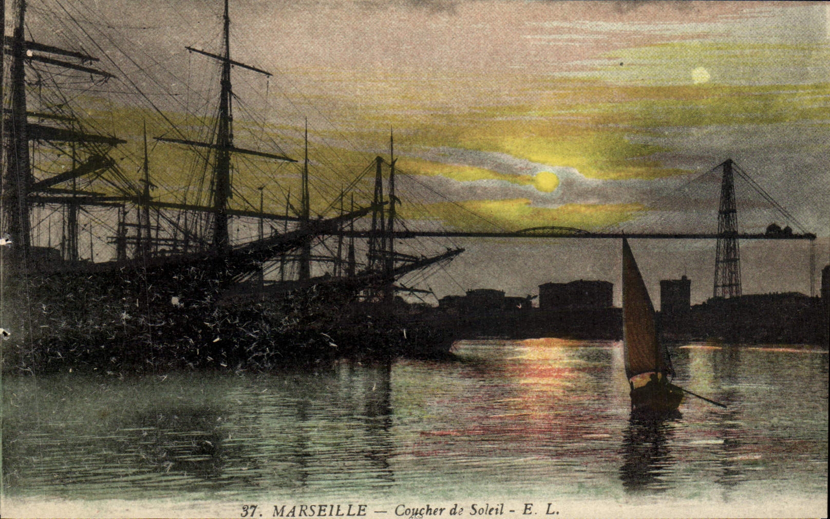 CPA Marseille Coucher de Soleil Bateaux